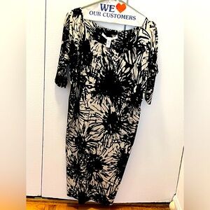 Diane Von Furstenberg silk black and white dress size 6